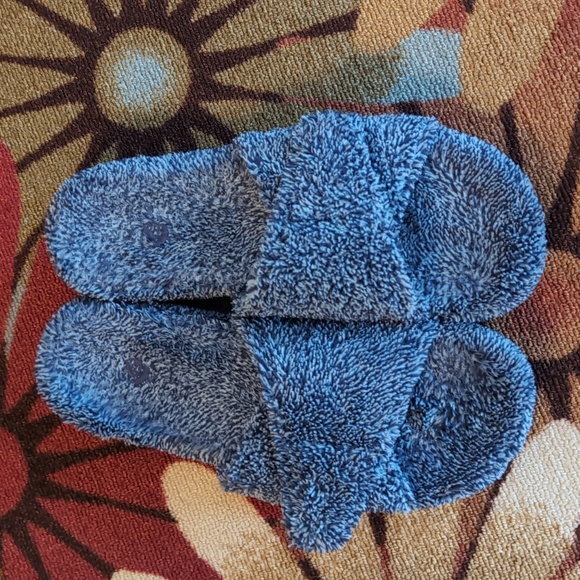 Women's Acorn Slippers - Picture 6 of 7